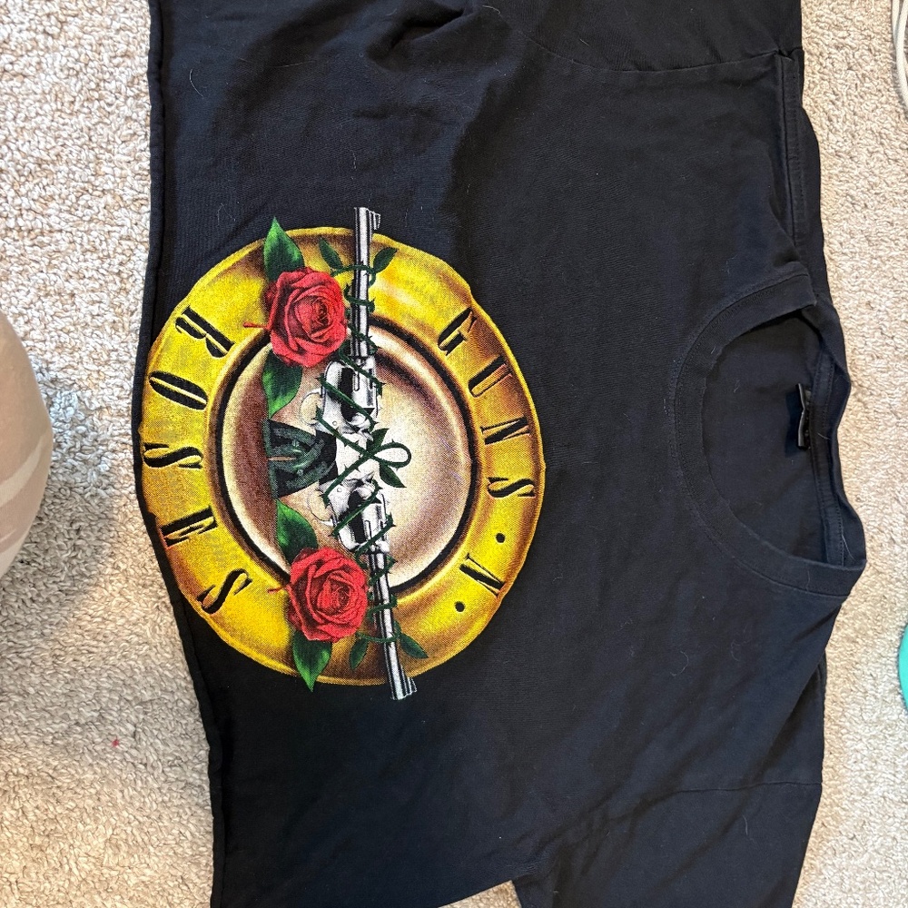 Guns N Roses cropped tshirt
